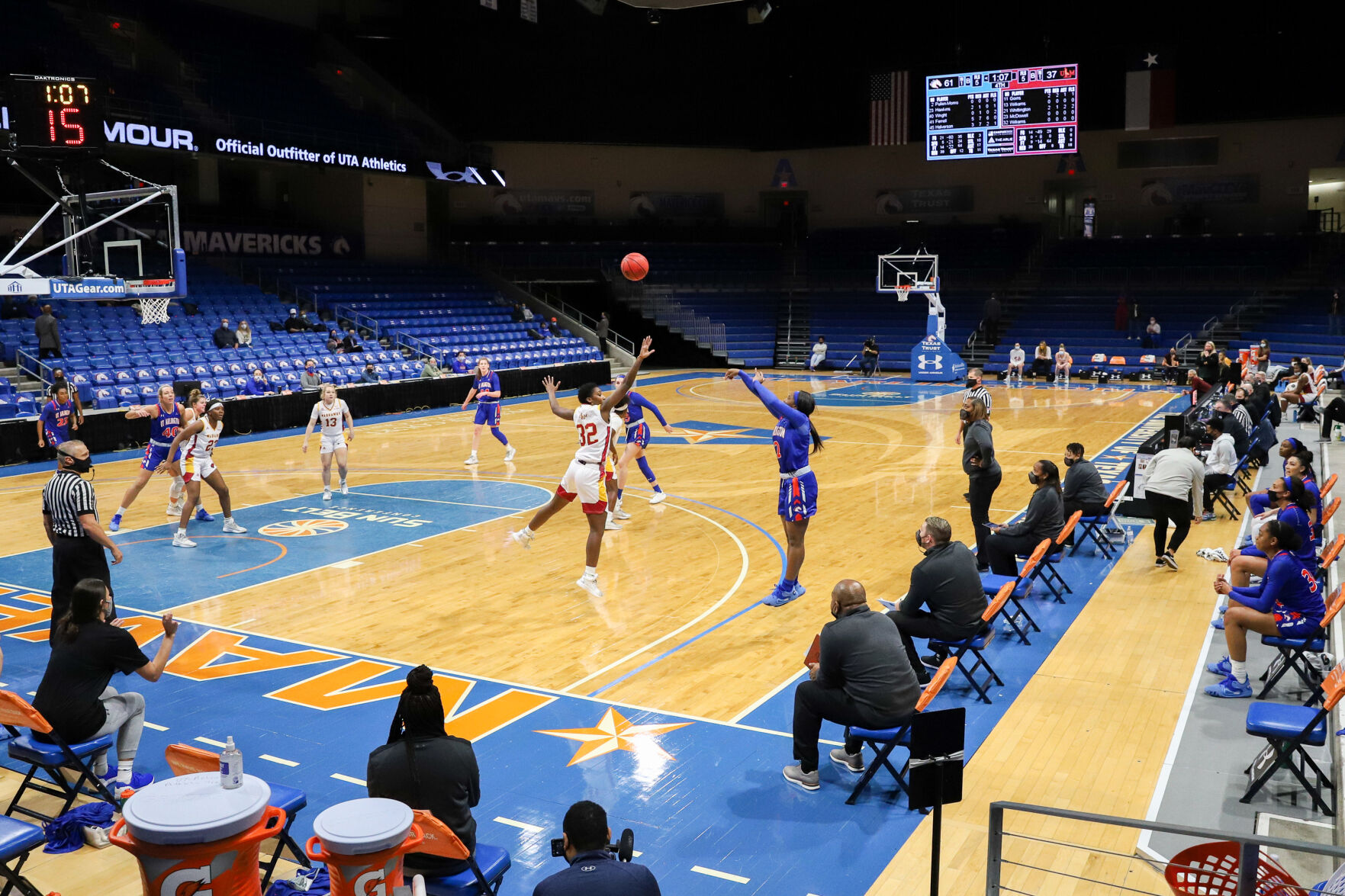 Photos: Lady Mavericks sweep two-game series against University of Louisiana Monroe